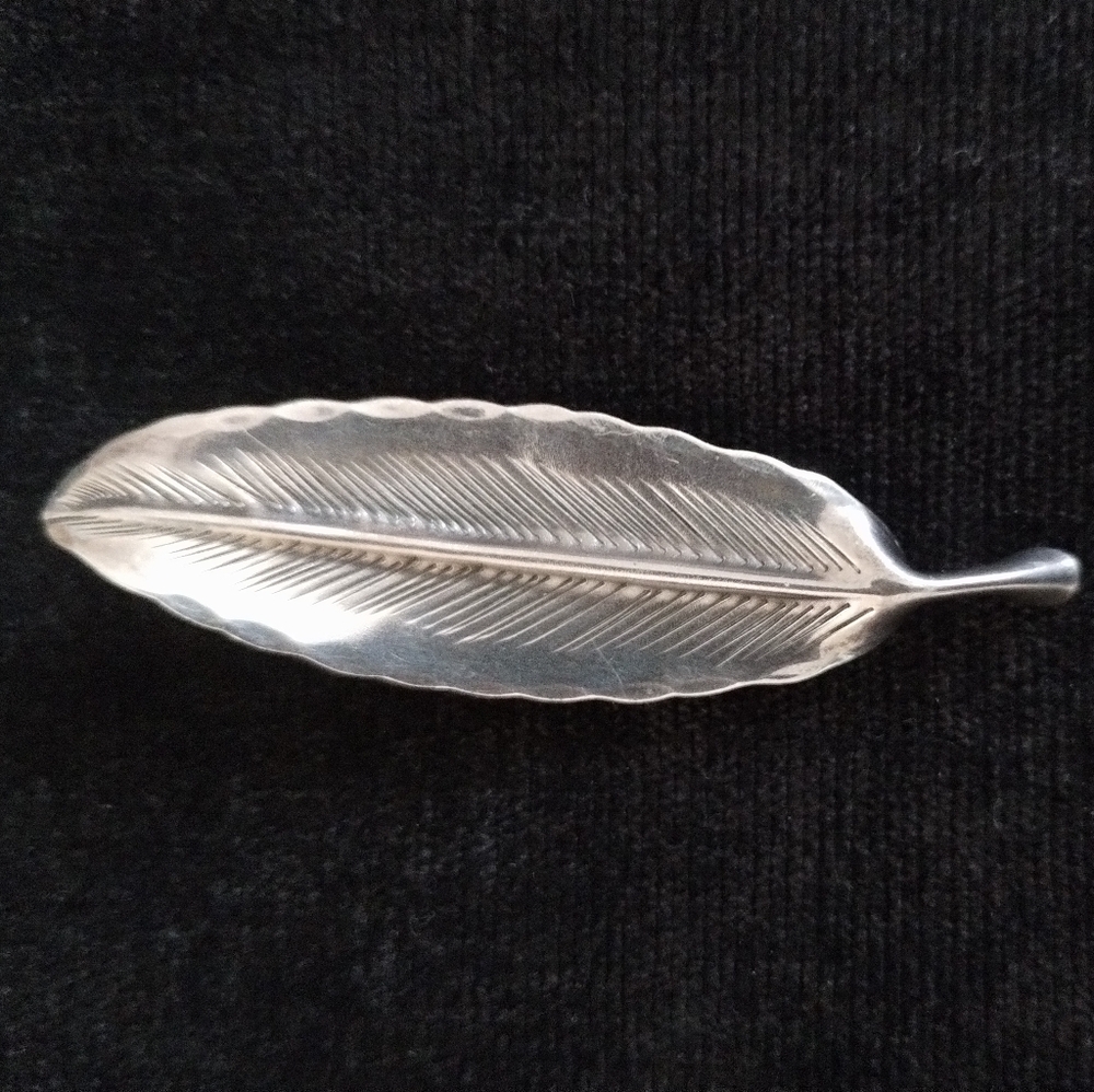 Stuart Nye Lg. Sterling Feather Brooch